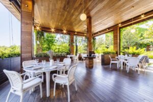 Ресторан «Villa Cafe» - летняя терраса